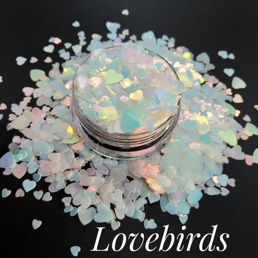094 Lovebirds